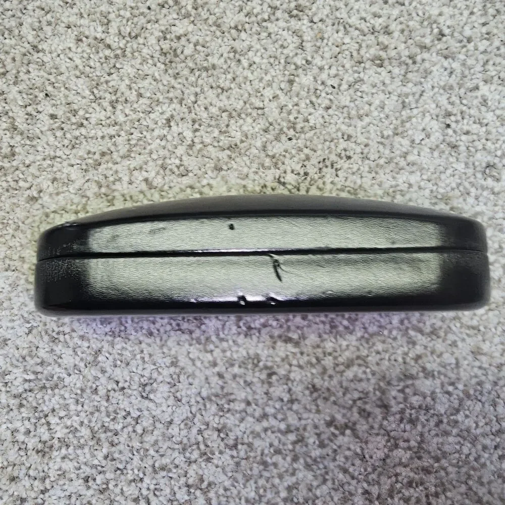 COACH New York Gloss Black‎ Sunglasses Clamshell HARD CASE ONLY - Large